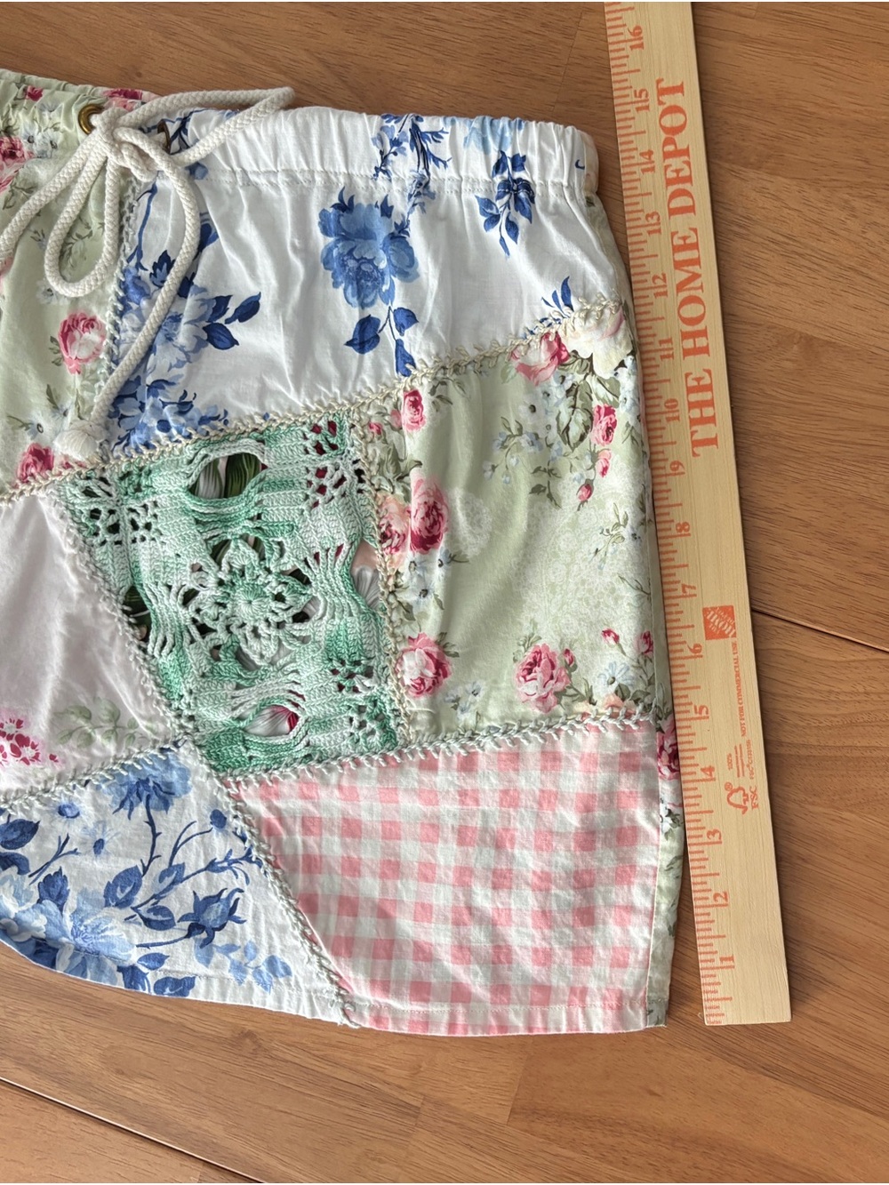 Cottagecore Patchwork Miniskirt with Drawstring Closure ~ See measurements - Picture 4 of 6